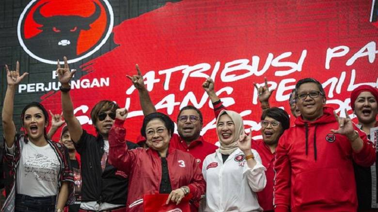 Belajar Jadi Oposisi kepada Megawati